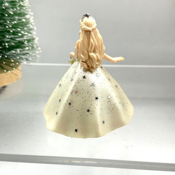 Hallmark Keepsake Ornament Celebration Barbie 2001 Edition Collectors Series - Picture 2 of 6